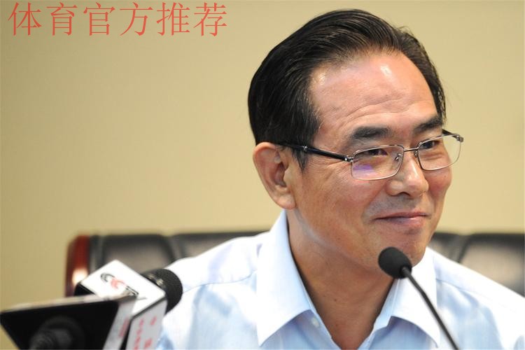 中国足协主席蔡振华在罗马会见意大利足协主席塔维奇奥 中国足协主席蔡振华在罗马会见意大利足协主席塔维奇奥